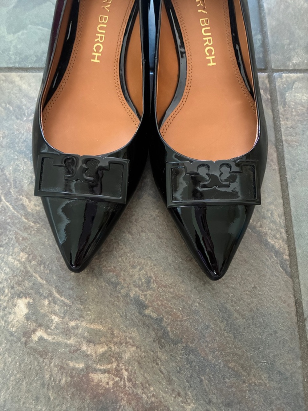 Tory Burch Gigi Pointed Toe Black Flats - Picture 2 of 6